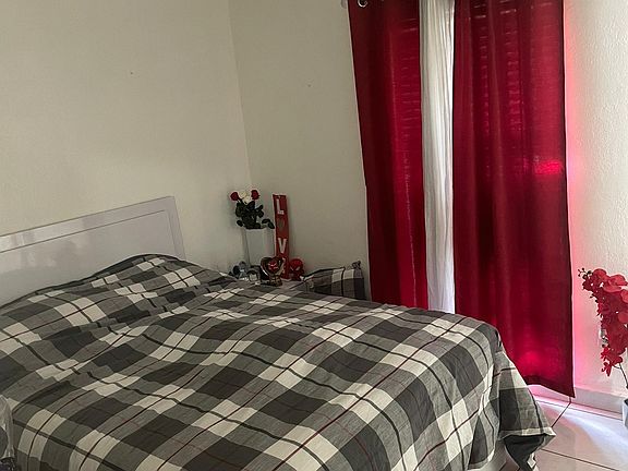 4th image of 241 S Royal Poinciana Blvd APT 301