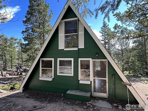 2nd image of 318 Mattapony Way