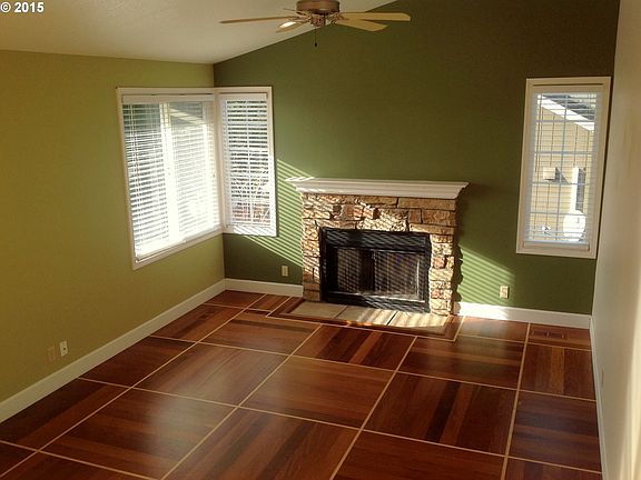5th image of 2317 NE 57th St