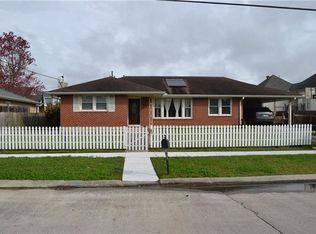 351 30th St, New Orleans, LA 70124