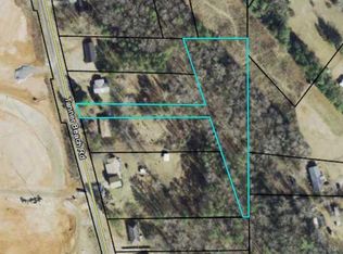 194 Tanners Beach Rd, Carrollton, GA 30117