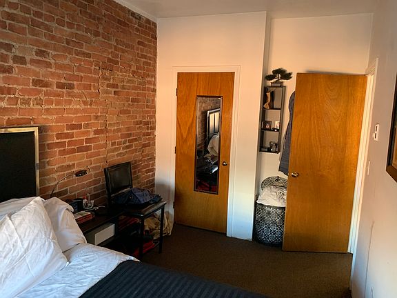3rd image of 67 Hemenway St #8A