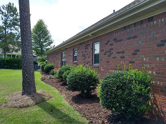3rd image of 106 Potomac Ct