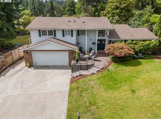 2330 W 23rd Pl, Eugene, OR 97405