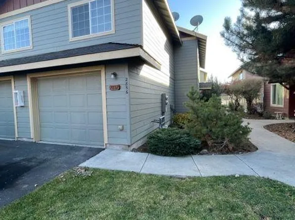 2852 SW Juniper Ave #2852, Redmond, OR 97756