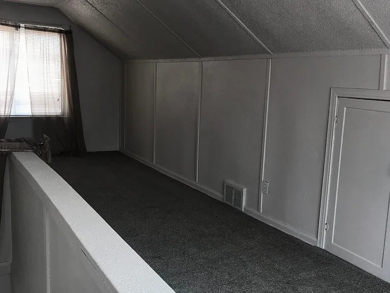 20807 Reimanville Ave — Photo 7