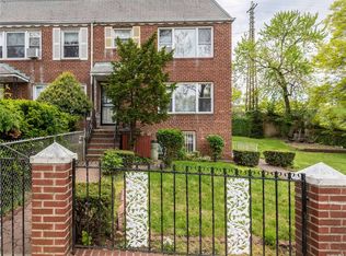 200-04 39th Ave FLOOR 1, Bayside, NY 11361