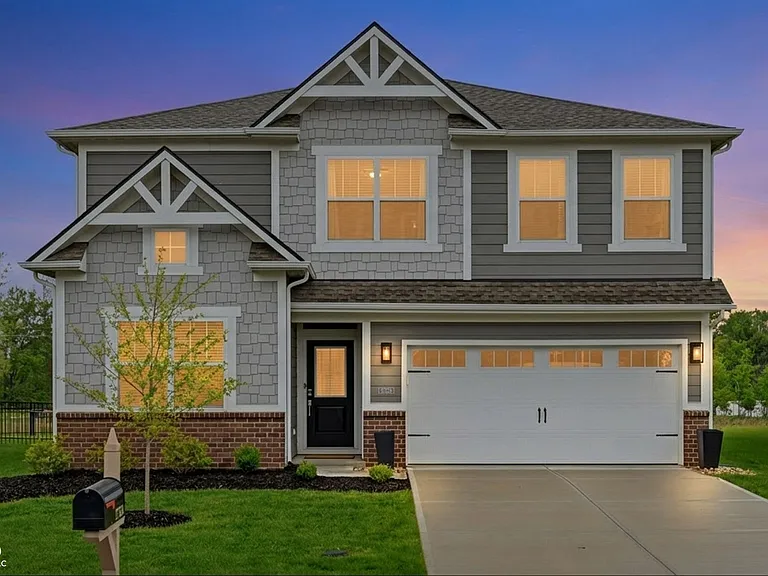 17324 Hanningfield Way — Photo 2