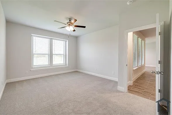 1216 Blanco Trl — Photo 15