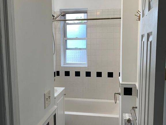 2nd image of 759 Avenue A APT 1
