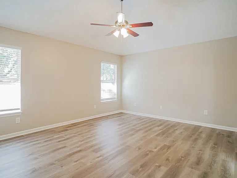 391 Meadowlark Ln — Photo 9