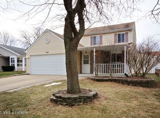 594 Teton Cir, Carol Stream, IL 60188