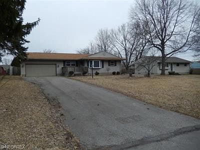 3rd image of 5138 Oakcrest Dr