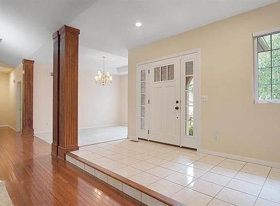 2nd image of 111 Carrington Ct