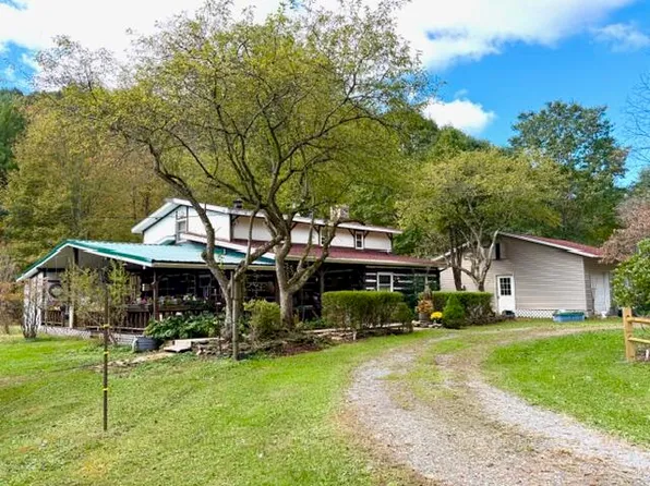 143 Trout Run Rd, Benezette, PA 15821