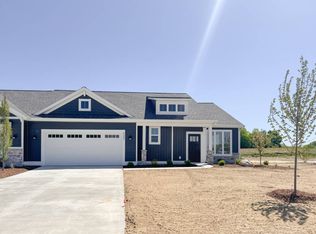 4644 Graystone Rd, Holland, MI 49423