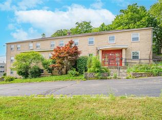 220 W Siebenthaler Ave, Dayton, OH 45405