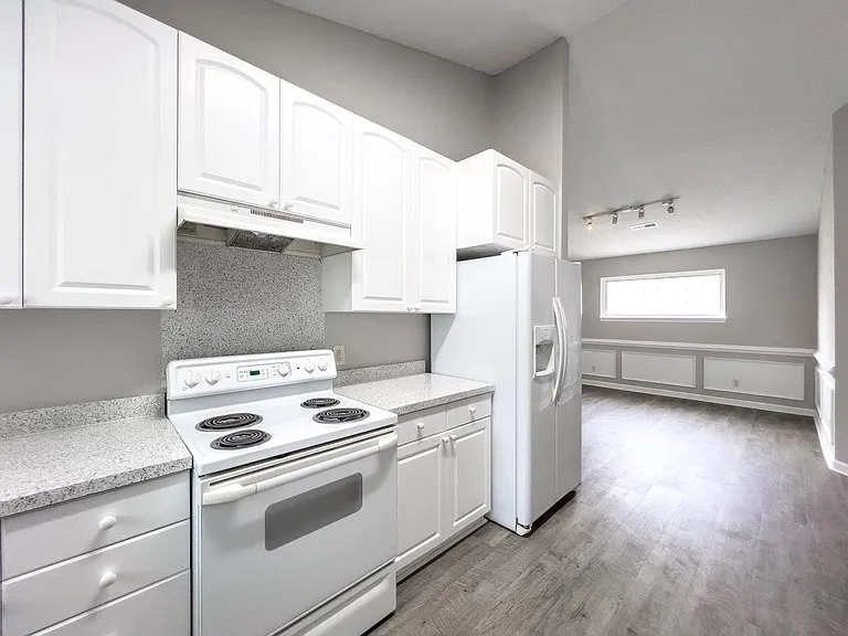 307 Sunburst Way — Photo 7