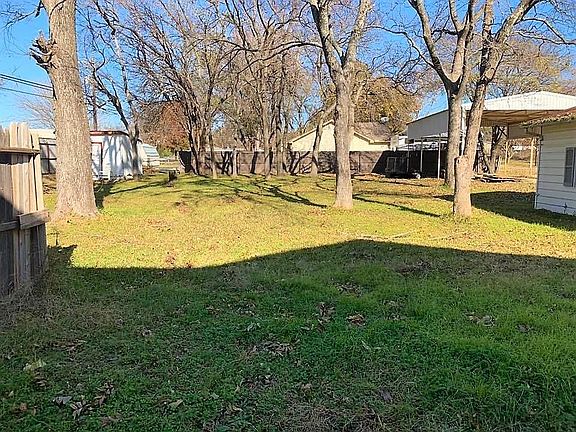 5th image of 209 Seminole Dr