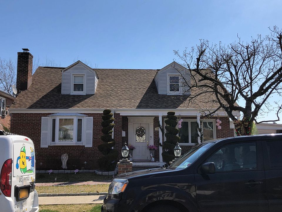 1st image of 156 Alexander Ave