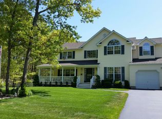 17 John Roe Smith Ave, Medford, NY 11763