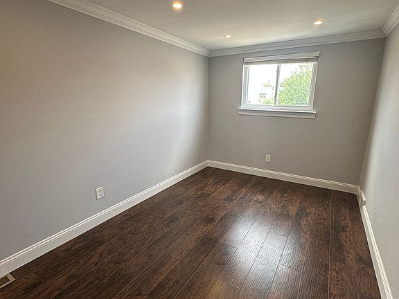 3rd image of 9414 Kirkwood Rd Floor 2