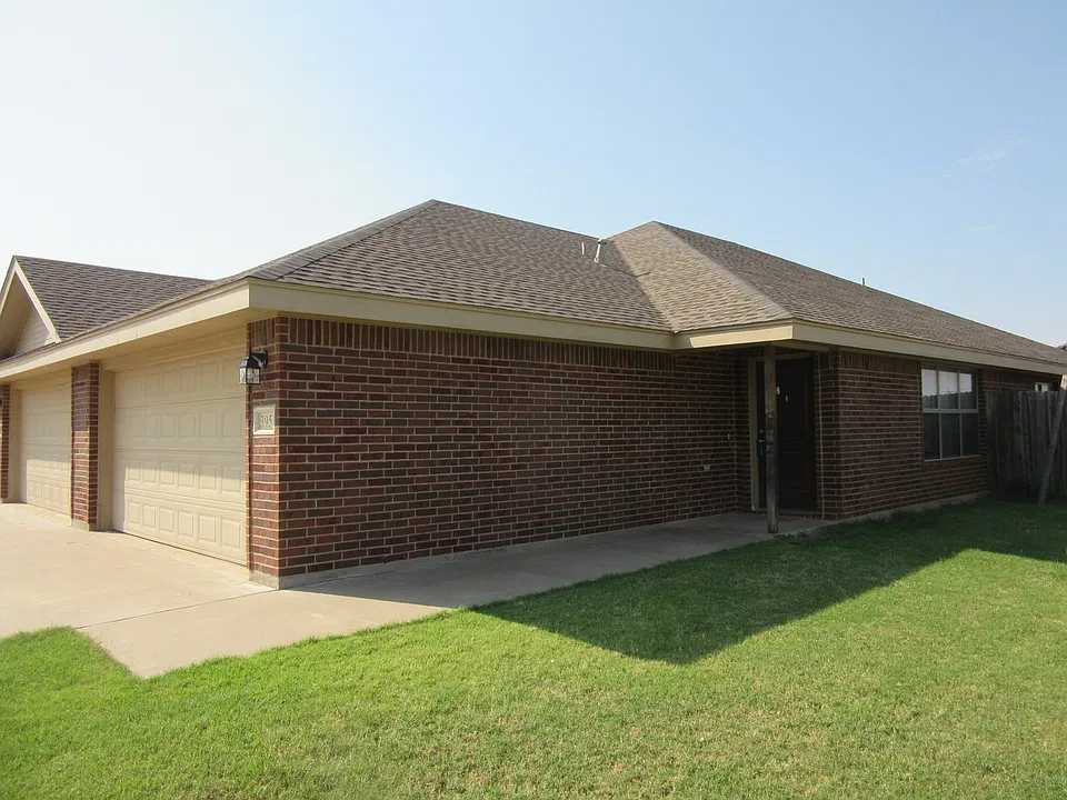 3951 Carrera Ln