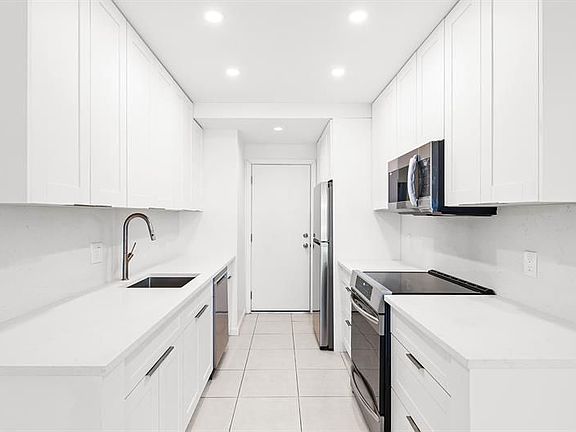 4th image of 1770 E Las Olas Blvd APT 203