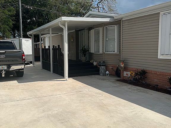 2nd image of 220 NE 12th Ave Lot 201