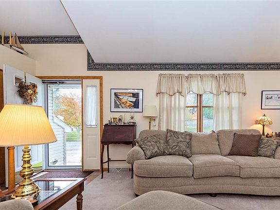 3rd image of 3542 Julie Ct