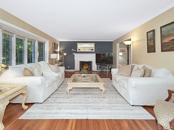 5th image of 88 Brevoort Road