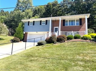 6 Brown Ave, Parkersburg, WV 26101