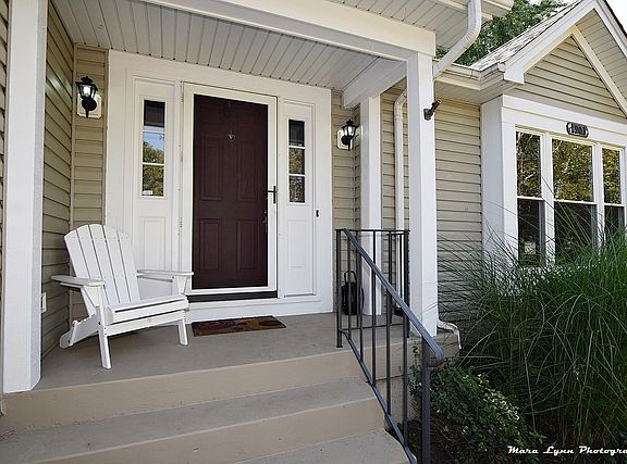 3rd image of 1903 Jeanette Ave