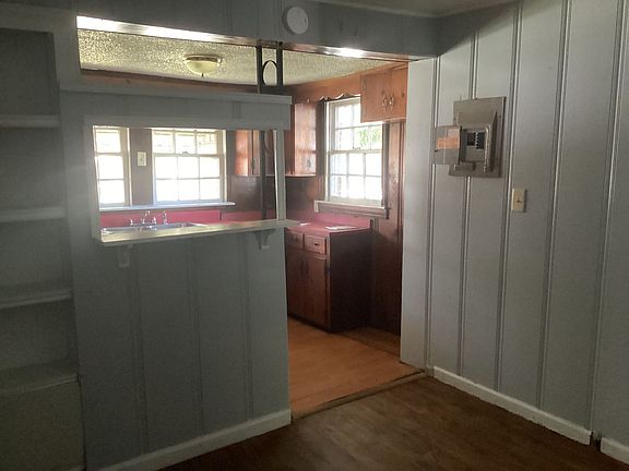 5th image of 1116 Fuller St