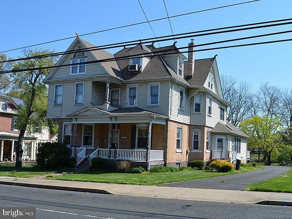 2nd image of 157 S Main St
