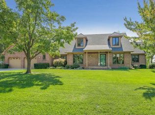 37 N Circle Dr, Mulvane, KS 67110