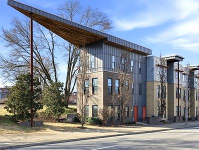 1253 4th Ave S, Nashville, TN, 37210