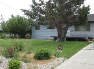 228 Zaca Rd, Big Bear City, CA 92314