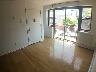 Rented by Triplemint