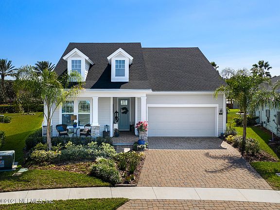 4th image of 325 Daniel Park Cir