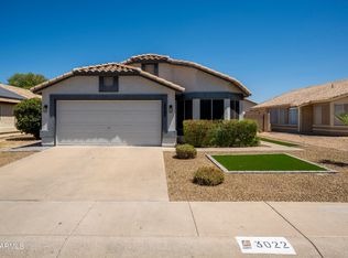 3022 E TOPEKA Drive, Phoenix, AZ 85050