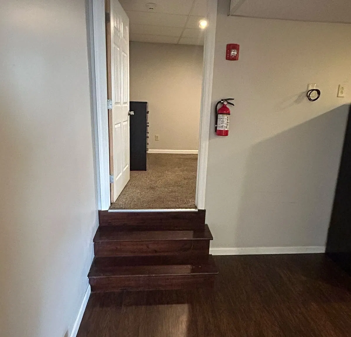 2 bed, 900 sqft, $1,050 — Photo 2