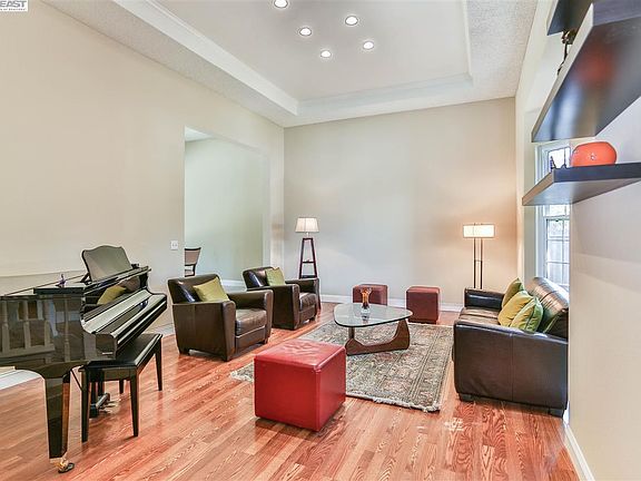 5th image of 3506 Willow Wren Pl