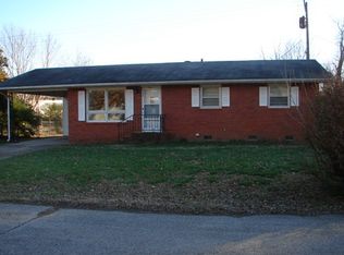 312 Benton Dr, Salem, AR 72576