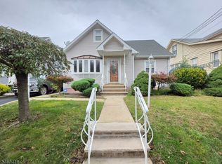 2013 Ingalls Ave, Linden, NJ 07036