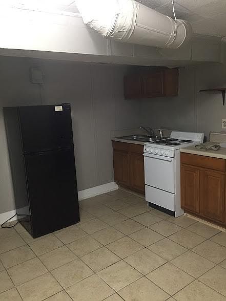 2nd image of 315 N Henry St #4237147001