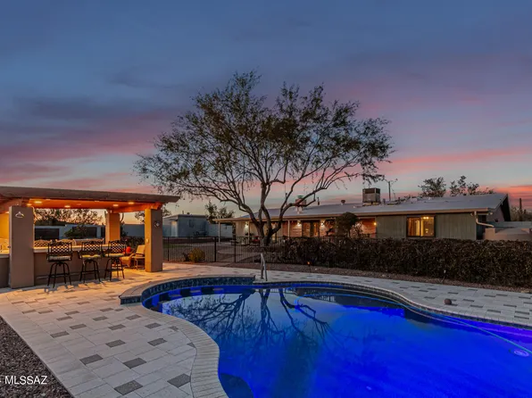 3941 W Flying Diamond Dr, Tucson, AZ 85742