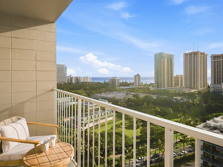 1925 Kalakaua Ave #1902 — Photo 14