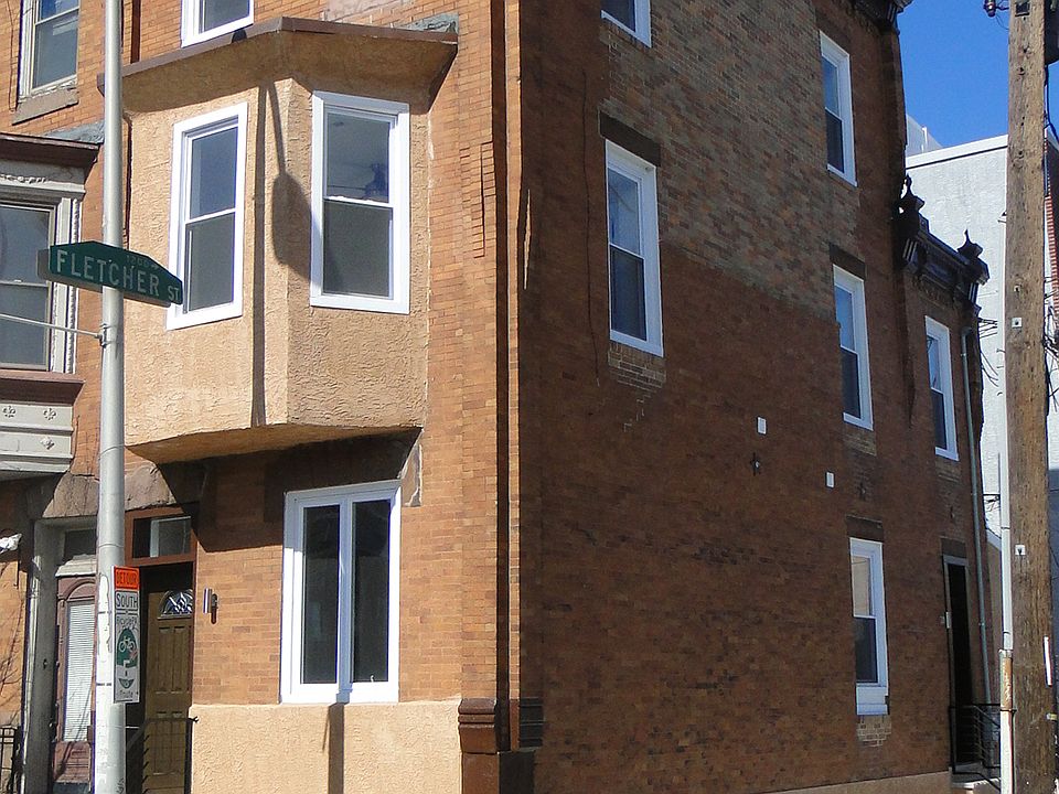 1st image of 829 E Girard Ave