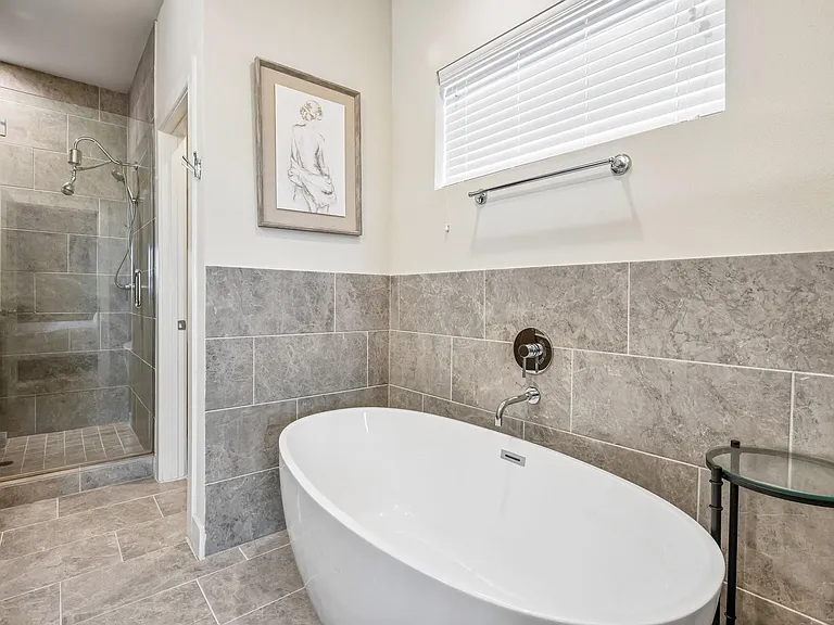 6314 Chelsea Falls Ln — Photo 23